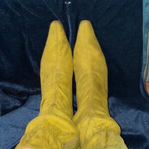 Vintage Chic Suede Heeled Boots/Chartruese green/Size 8/Y2K, slouchy versatile